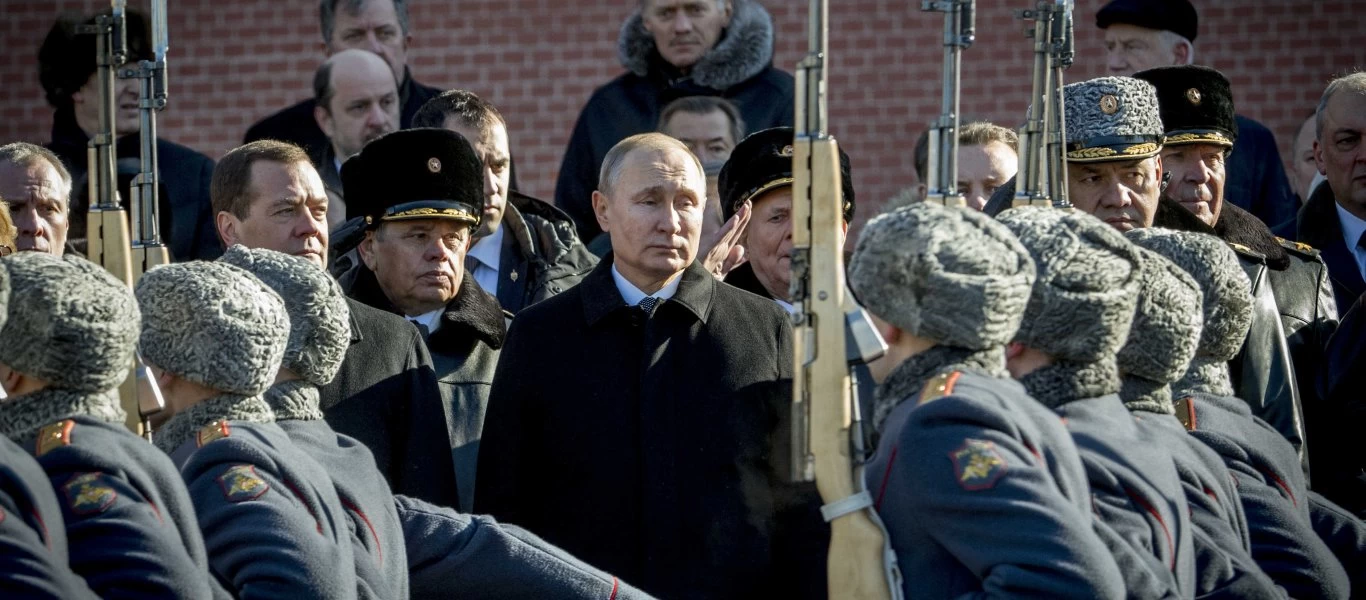 Προειδοποίηση από Κρεμλίνο σε ΝΑΤΟ: «Μείνετε μακριά από την Ουκρανία - Μην έρθετε κοντά στα σύνορά μας»